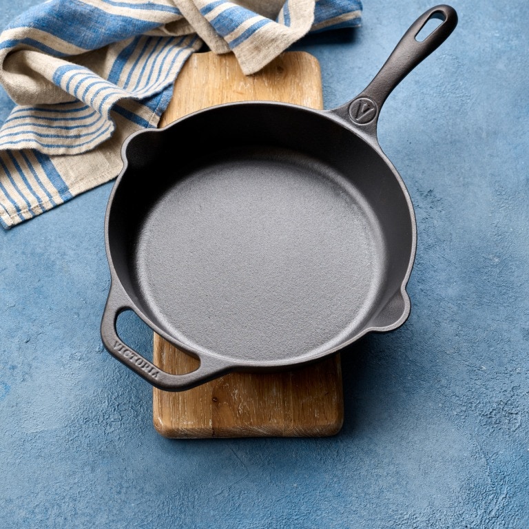 Cast-Iron Frying Pan or Skillet 25cm (10")