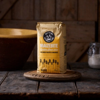 Matthews Maizebite Pastry Flour 1.5kg